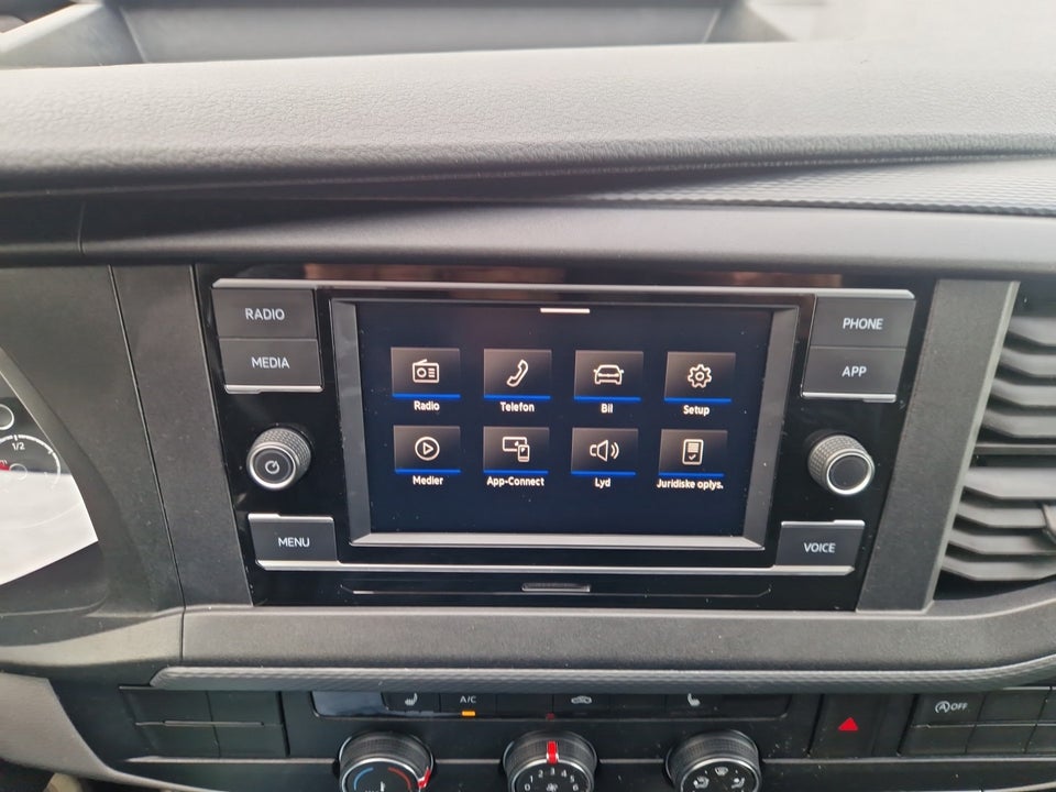 VW Transporter 2,0 TDi 150 Kassevogn DSG lang