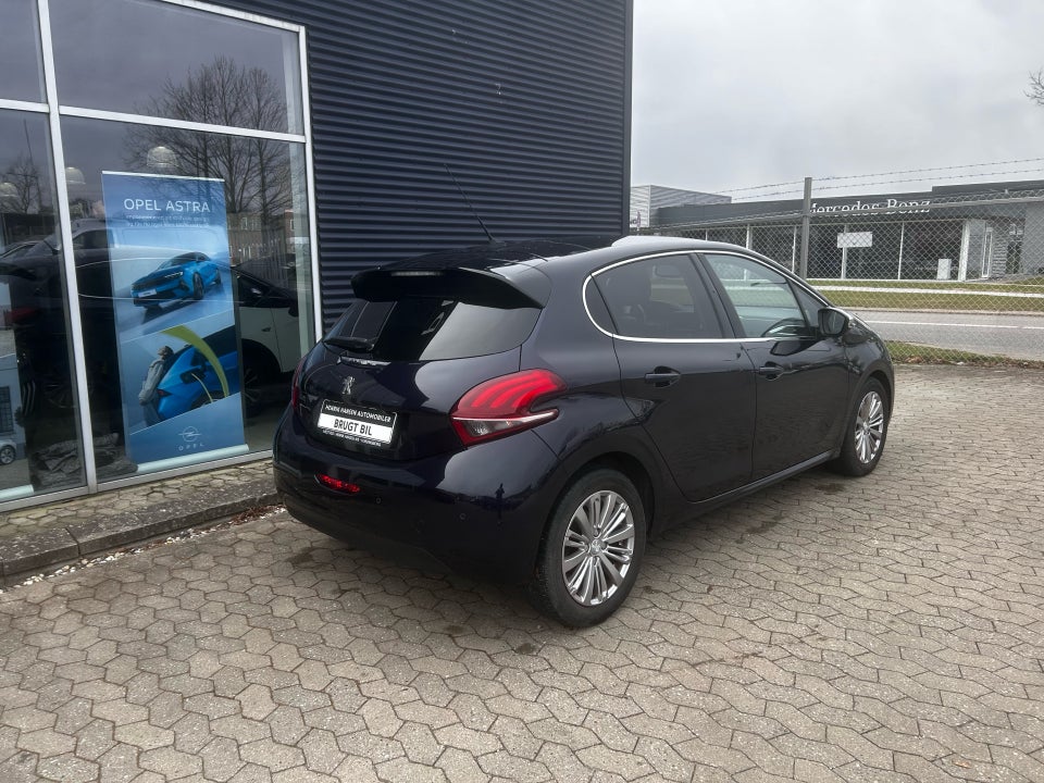 Peugeot 208 1,6 BlueHDi 100 Edition+ 5d