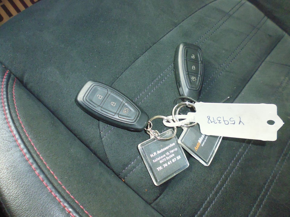 Ford Kuga 2,0 TDCi 120 ST-Line aut. 5d