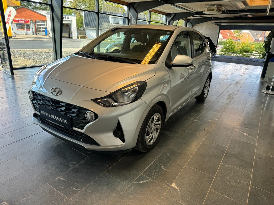 Hyundai i10 1,0 MPi Essential Komfort 5d