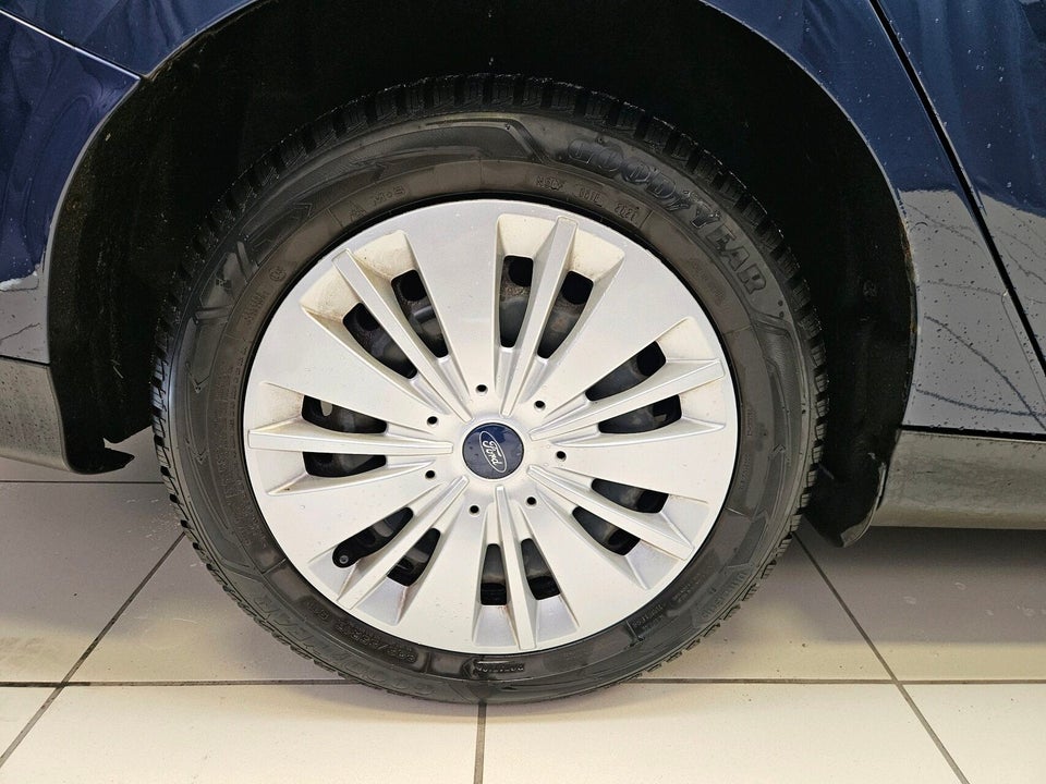Ford Focus 1,5 TDCi 120 Business stc. aut. 5d