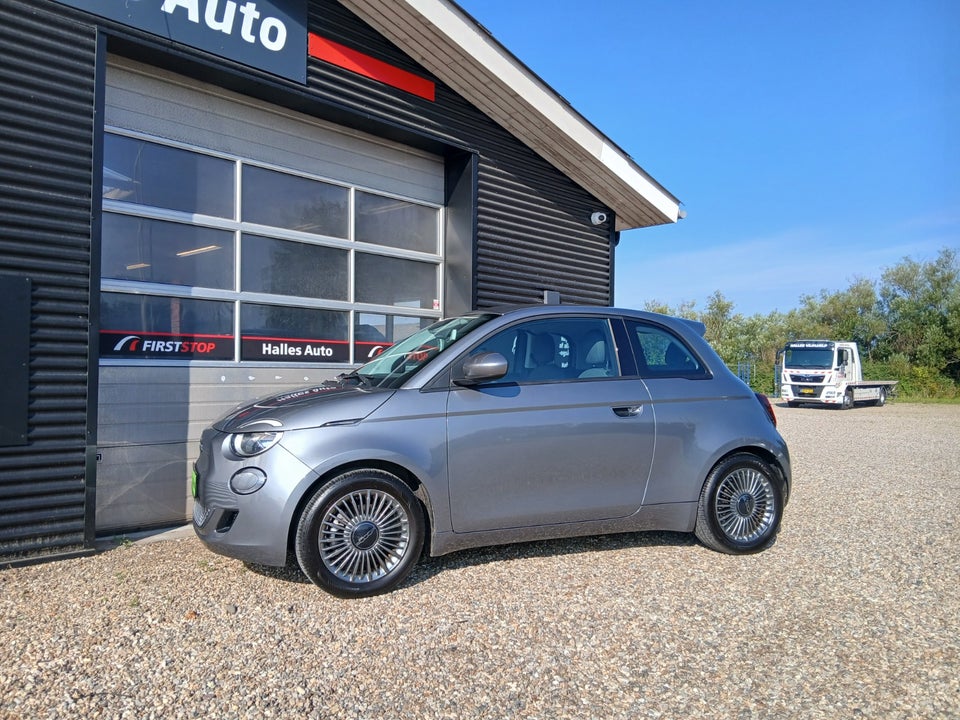 Fiat 500e 42 Icon 3+1 4d