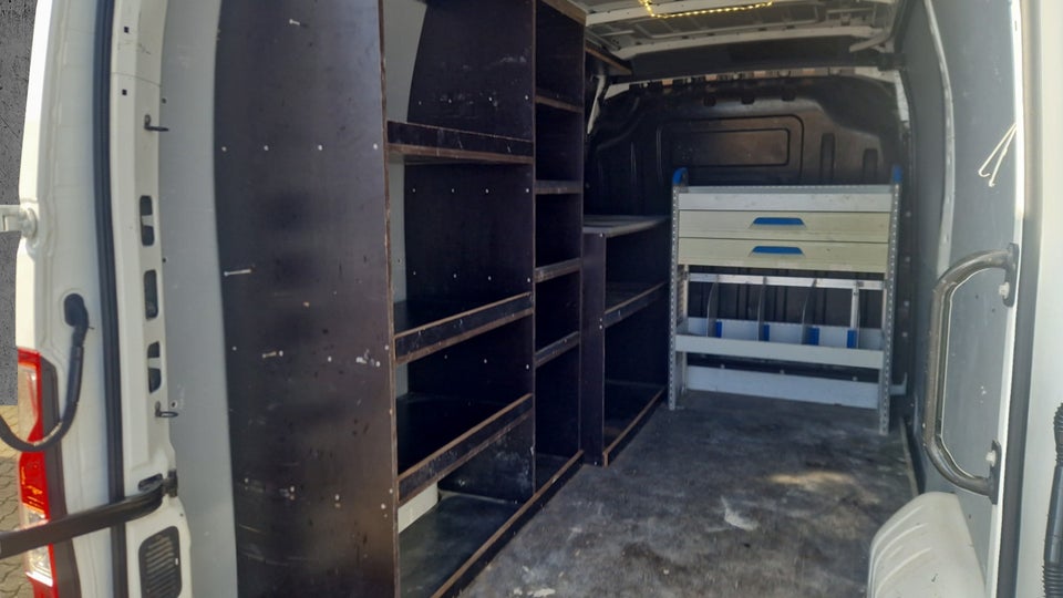 Renault Master IV T33 2,3 dCi 135 L2H2 Kassevogn