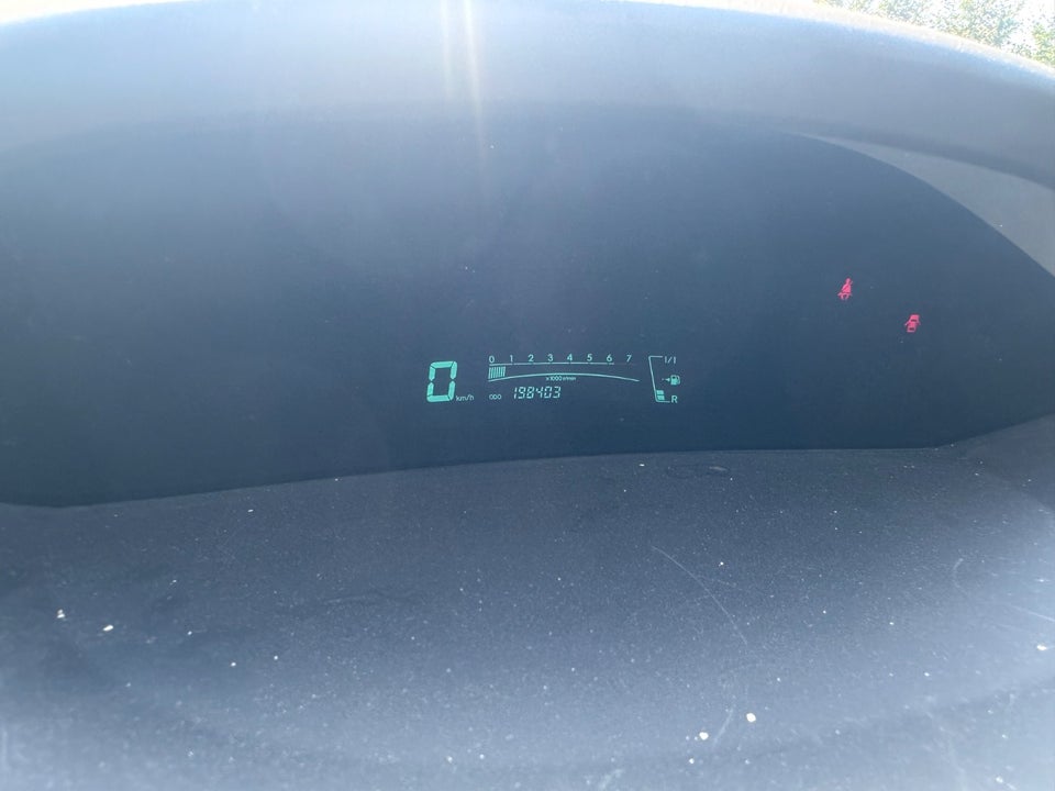 Toyota Yaris 1,3 Terra 5d