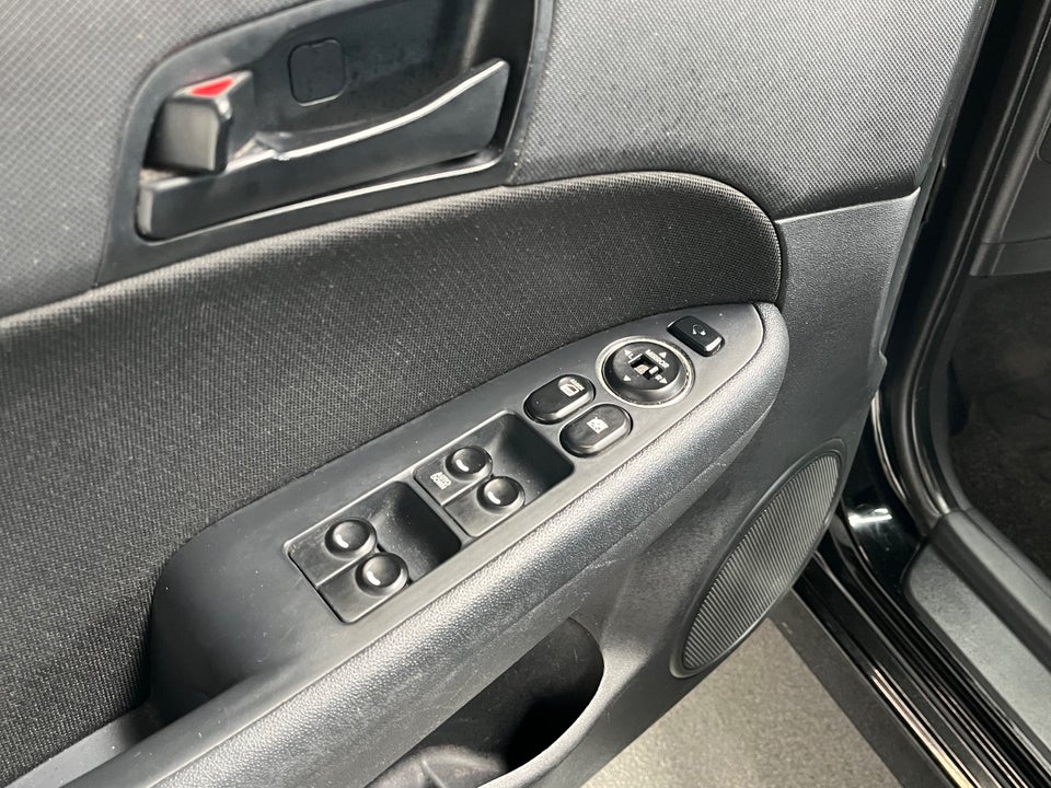 Hyundai i30 1,6 CRDi 90 Classic Sense+ Eco 5d