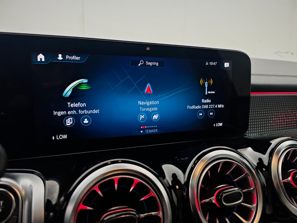 Mercedes EQB300 AMG Line 4Matic 5d