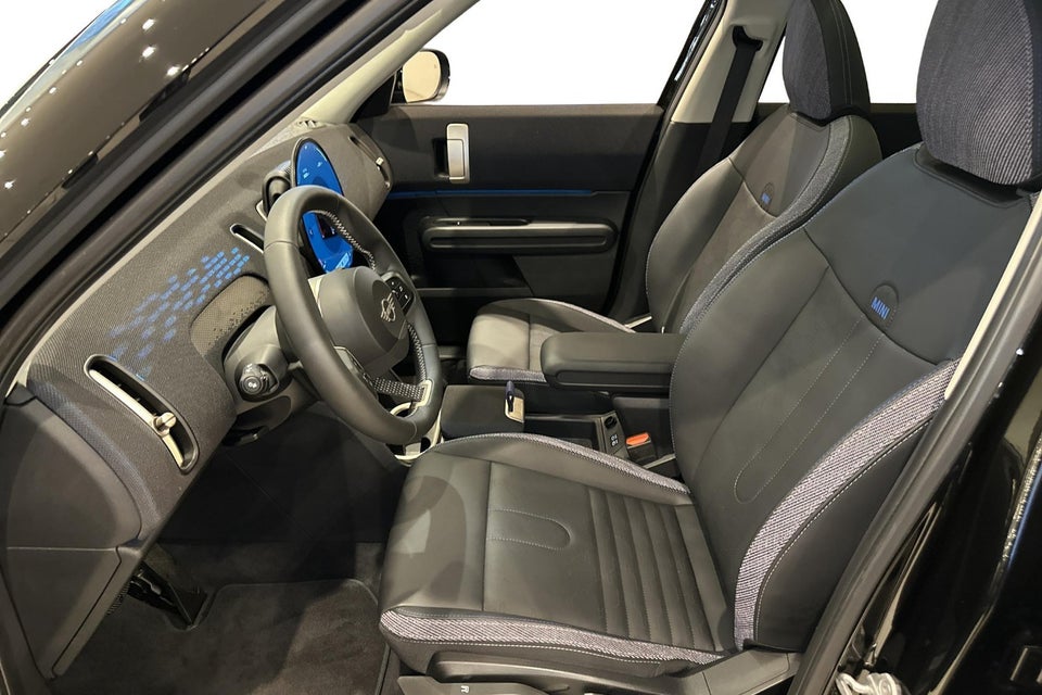 MINI Countryman SE Classic Trim M+ ALL4 5d