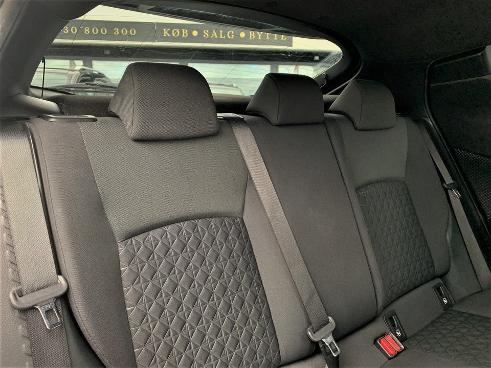 Toyota C-HR 1,8 Hybrid C-LUB Premium CVT 5d