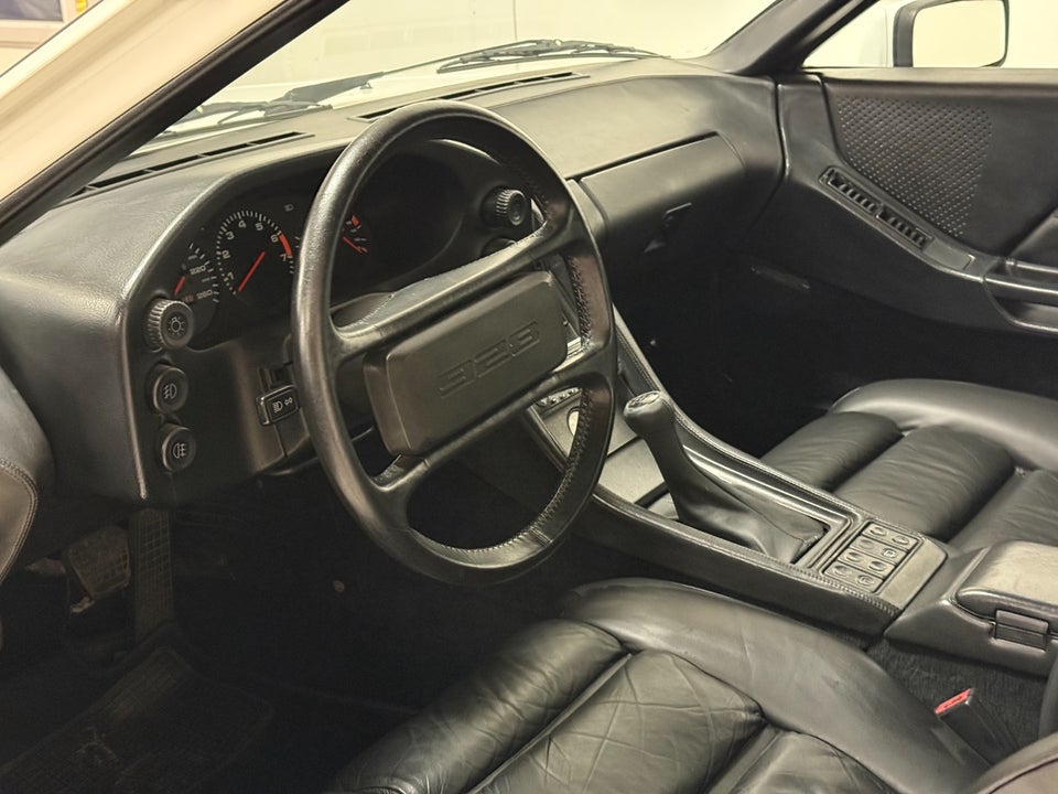 Porsche 928 4,7 S 3d