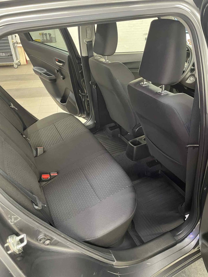 Suzuki Swift 1,0 Boosterjet Edition 5d