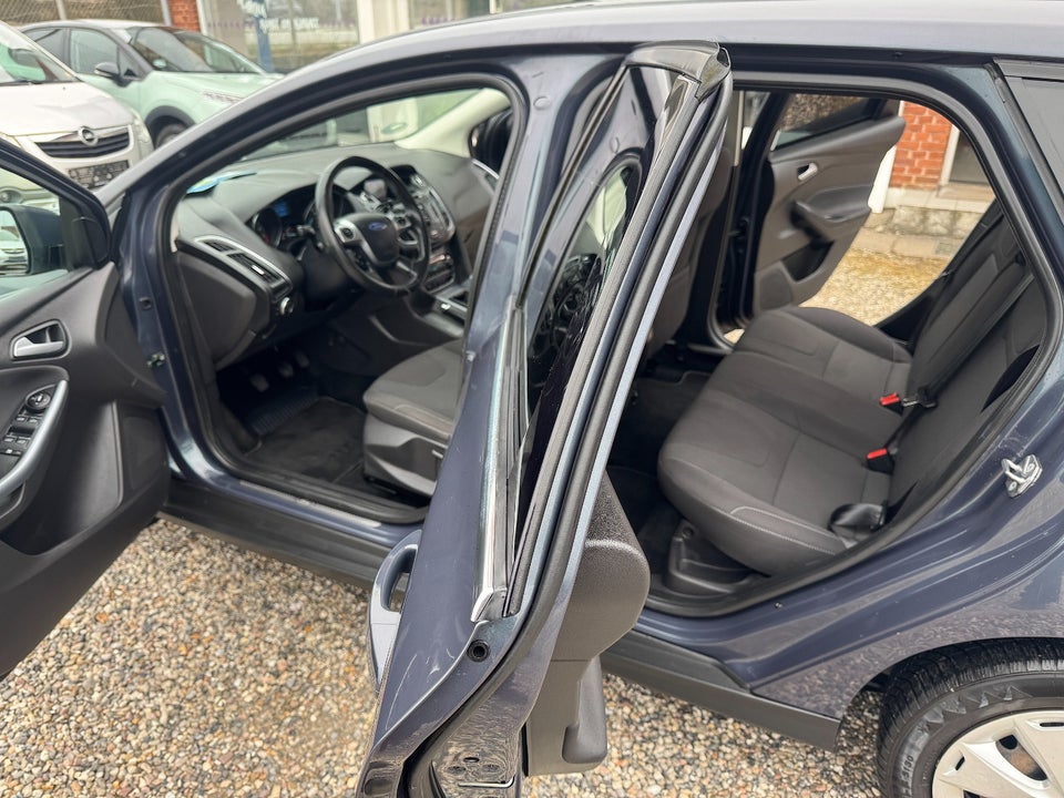 Ford Focus 1,0 SCTi 125 Titanium stc. ECO 5d