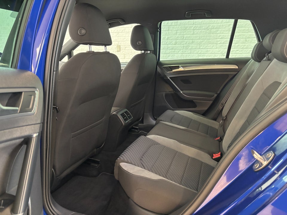 VW Golf VII 1,5 TSi 150 R-line DSG 5d