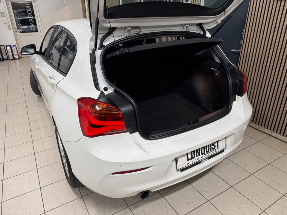 BMW 120i 1,6 aut. 5d