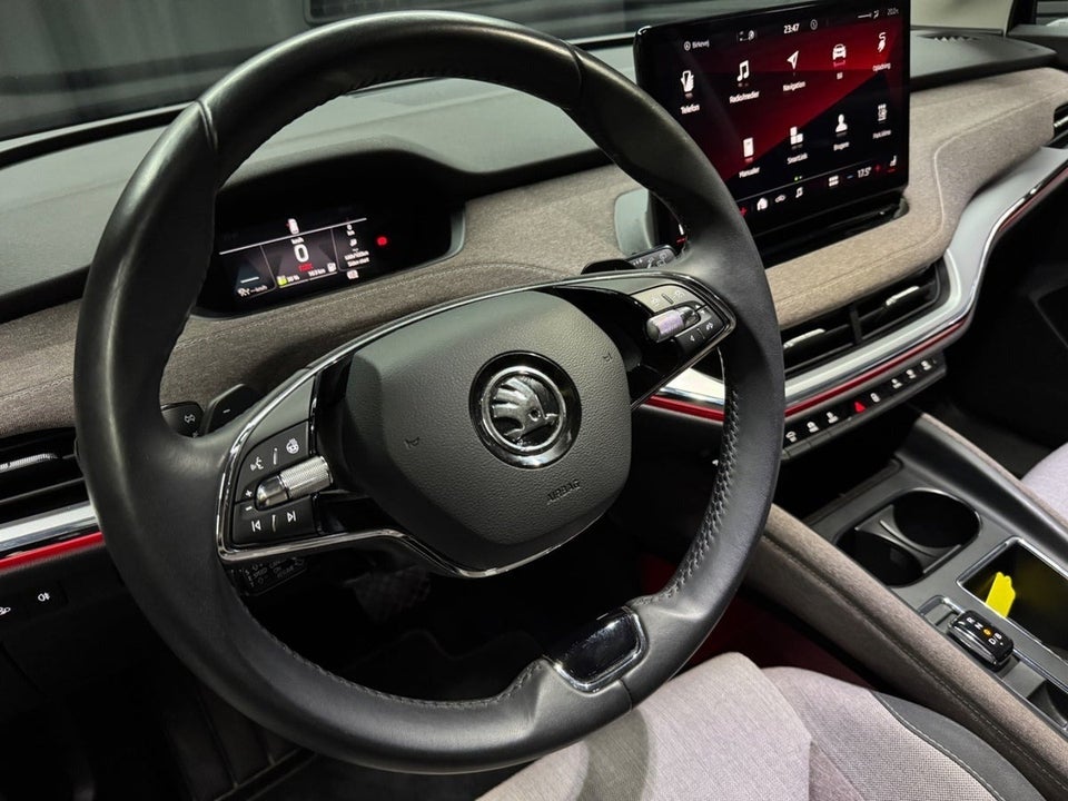 Skoda Enyaq 80 iV Lodge 5d
