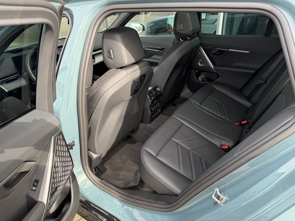 BMW i5 eDrive40 Touring Fully Charged 5d