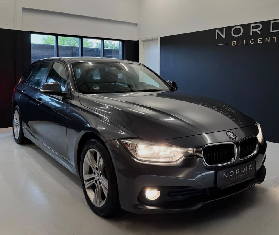 BMW 320d 2,0 Touring aut. 5d