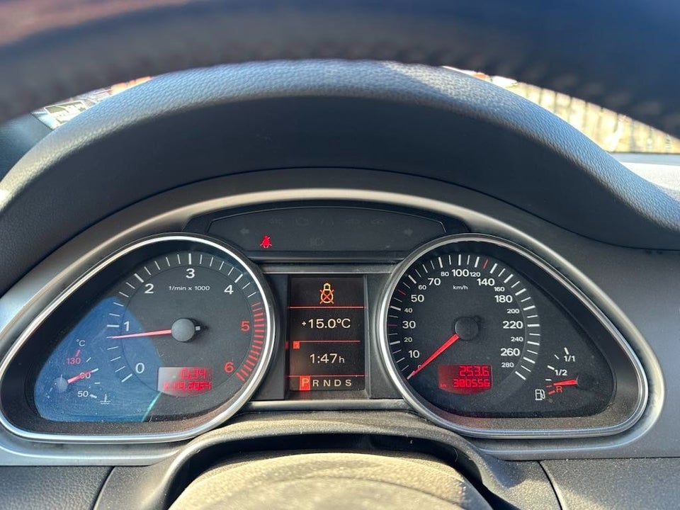 Audi Q7 3,0 TDi quattro Tiptr. 5d