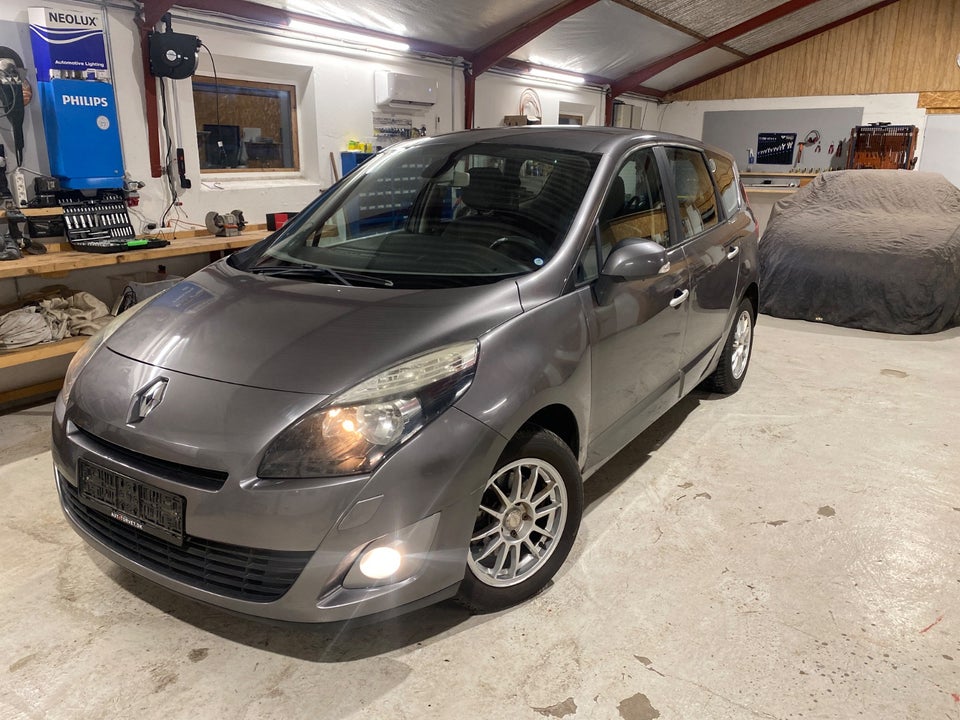 Renault Grand Scenic III 1,5 dCi 110 Expression 7prs 5d
