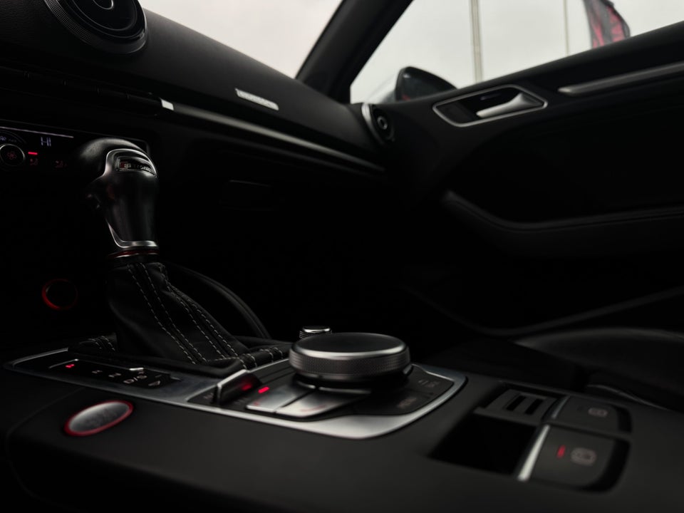 Audi S3 2,0 TFSi quattro 4d