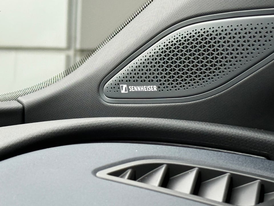 Cupra Tavascan 77 Immersive 5d