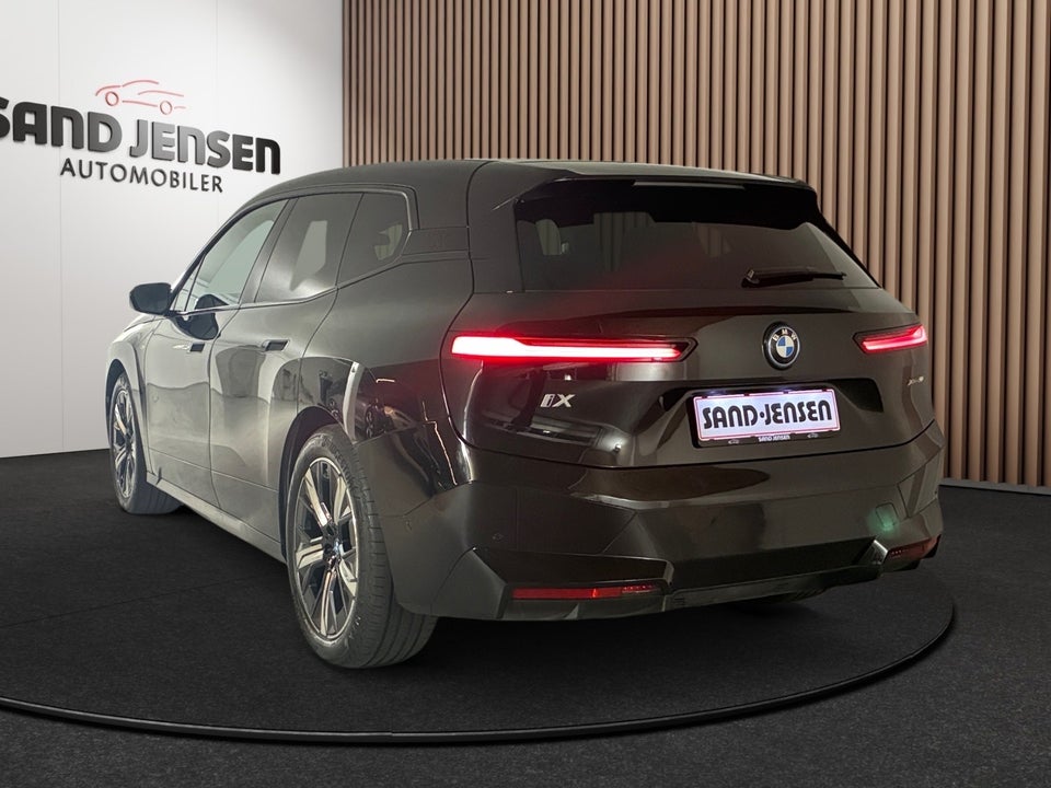 BMW iX xDrive50 Supercharged 5d