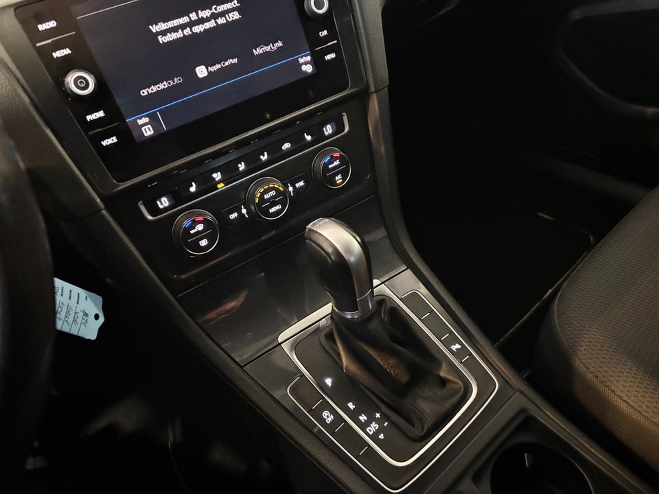 VW Golf VII 1,5 TSi 150 Comfortline Variant DSG 5d