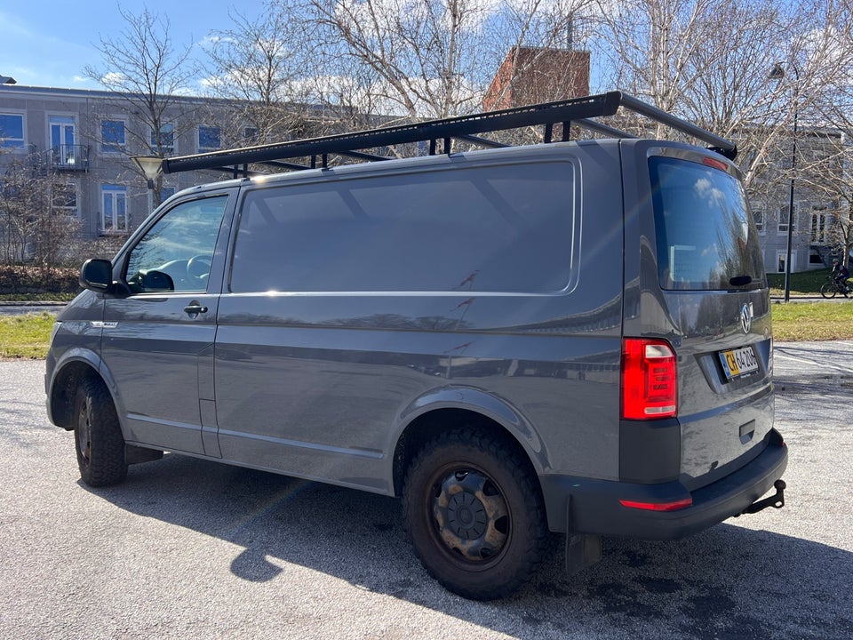 VW Transporter 2,0 TDi 204 Kassevogn 4Motion kort