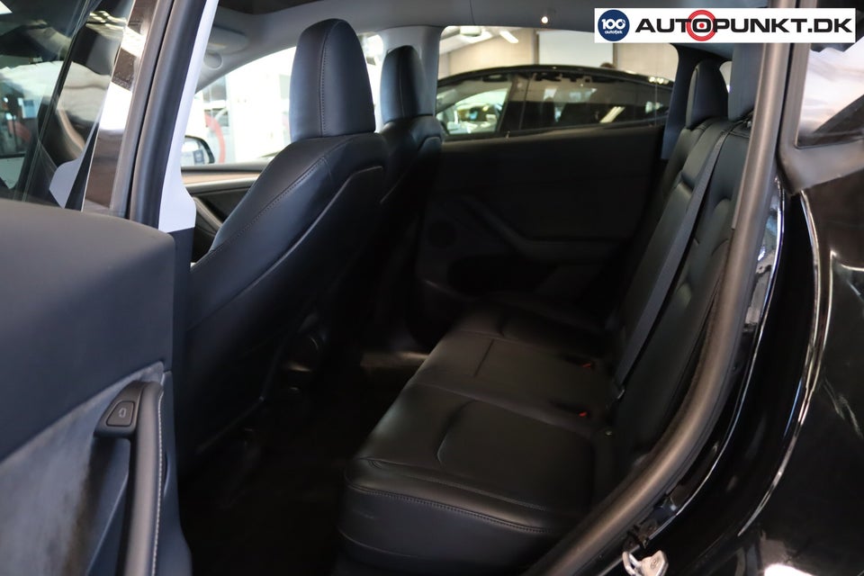 Tesla Model Y Long Range AWD 5d