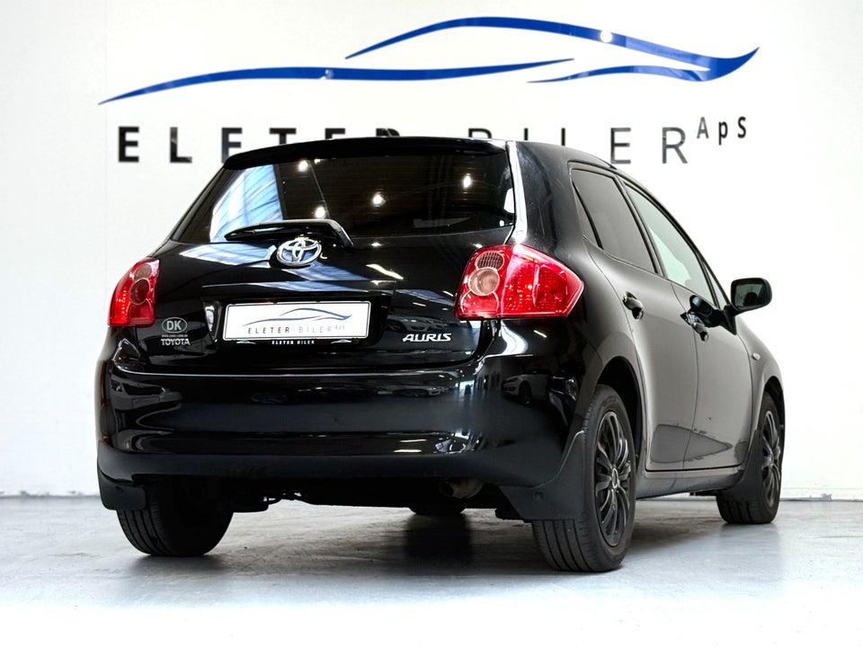 Toyota Auris 1,6 Luna 5d