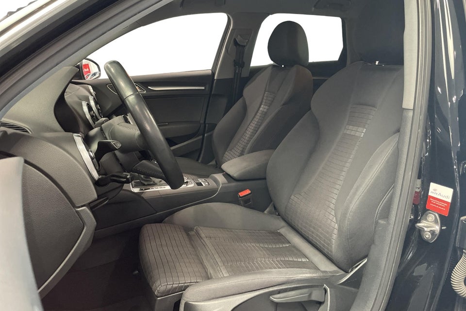 Audi A3 35 TFSi Limited plus Sportback S-tr. 5d