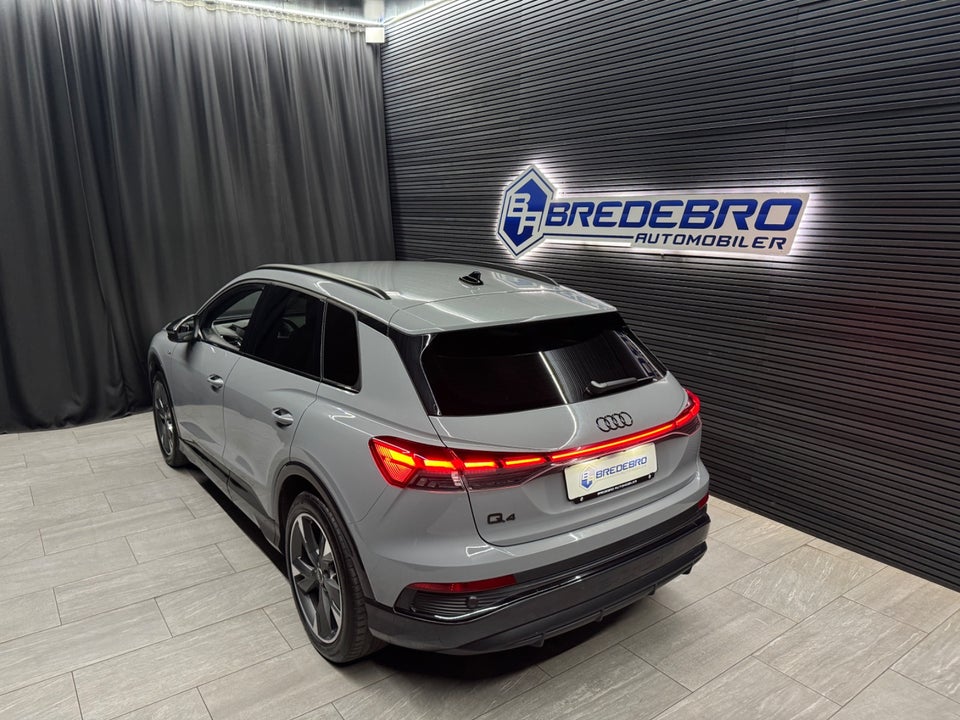 Audi Q4 e-tron 45 S-line 5d