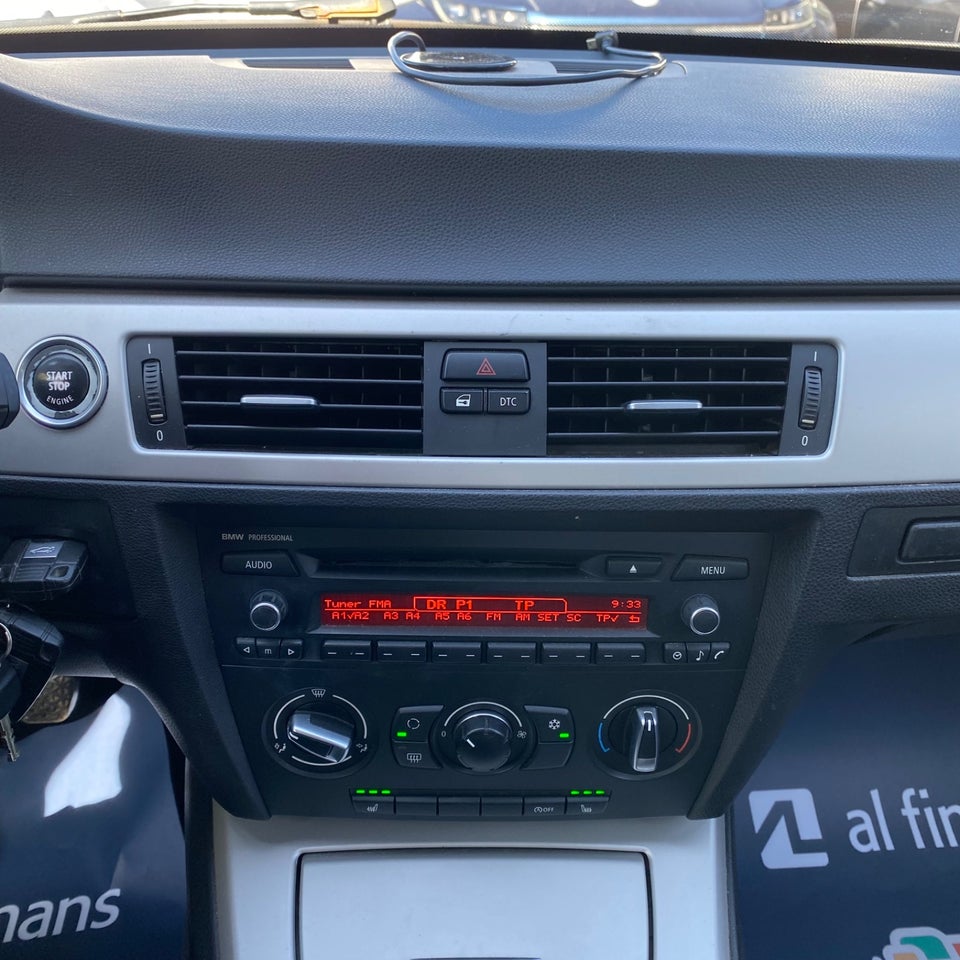 BMW 320d 2,0 Touring 5d