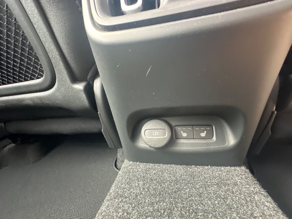 Volvo C40 P6 ReCharge Core 5d