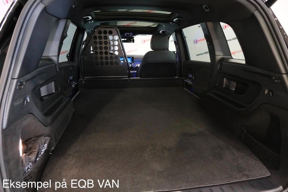 Mercedes EQB250+ Progressive Van 5d