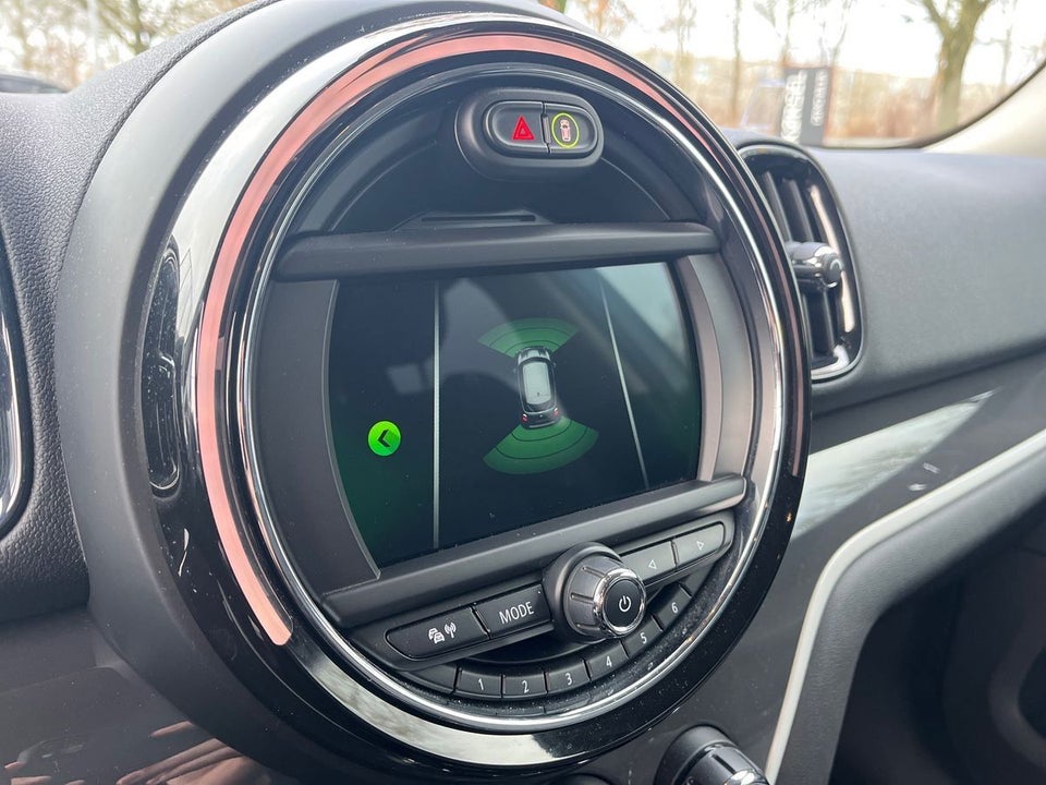 MINI Countryman Cooper SE 1,5 Essential aut. ALL4 5d