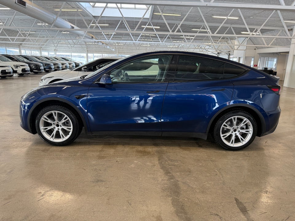 Tesla Model Y RWD 5d
