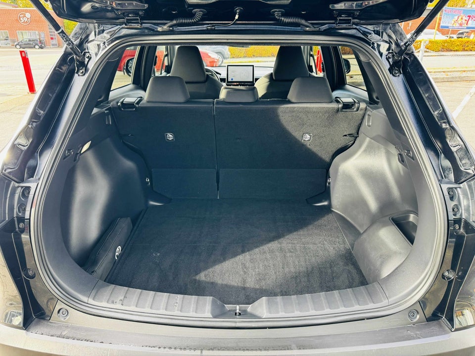 Toyota Corolla Cross 2,0 Hybrid Style CVT 5d