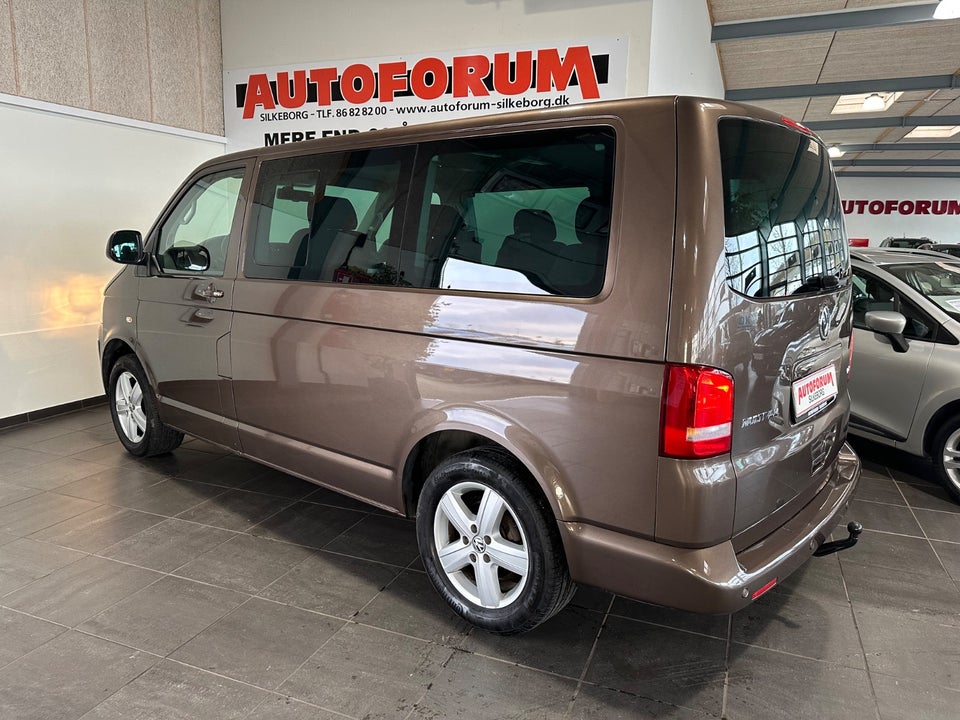 VW Multivan 2,0 TDi 180 Comfortline DSG kort 4d