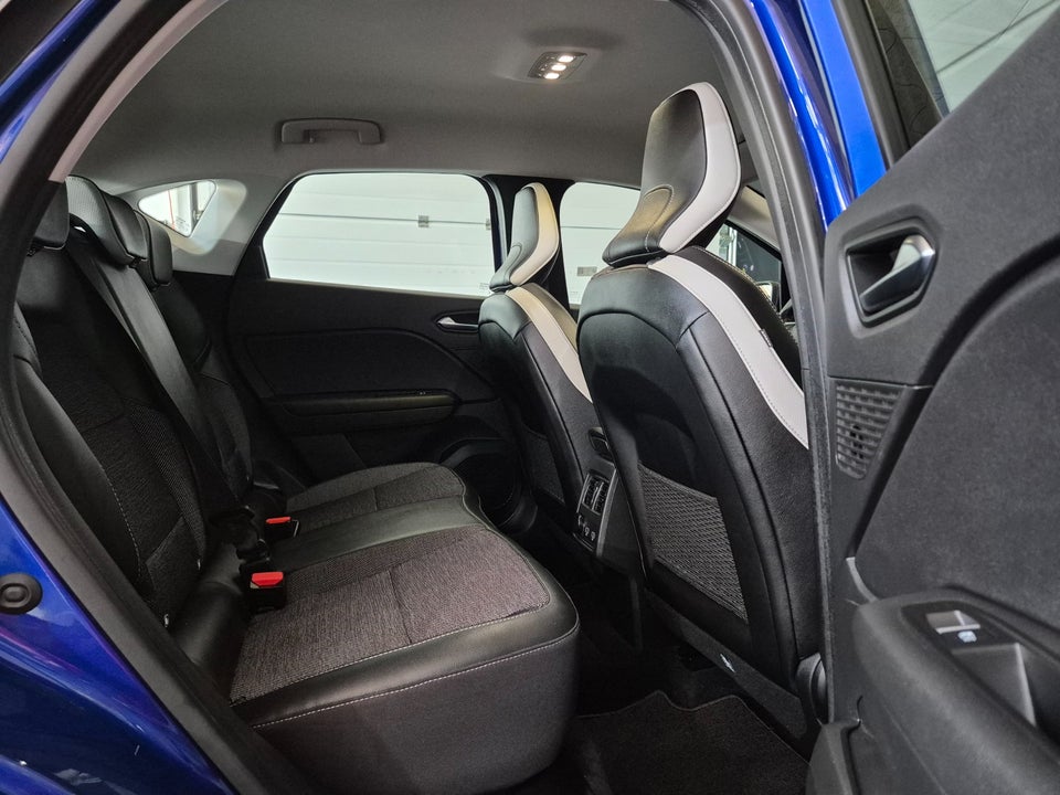Renault Captur 1,6 E-Tech Intens 5d