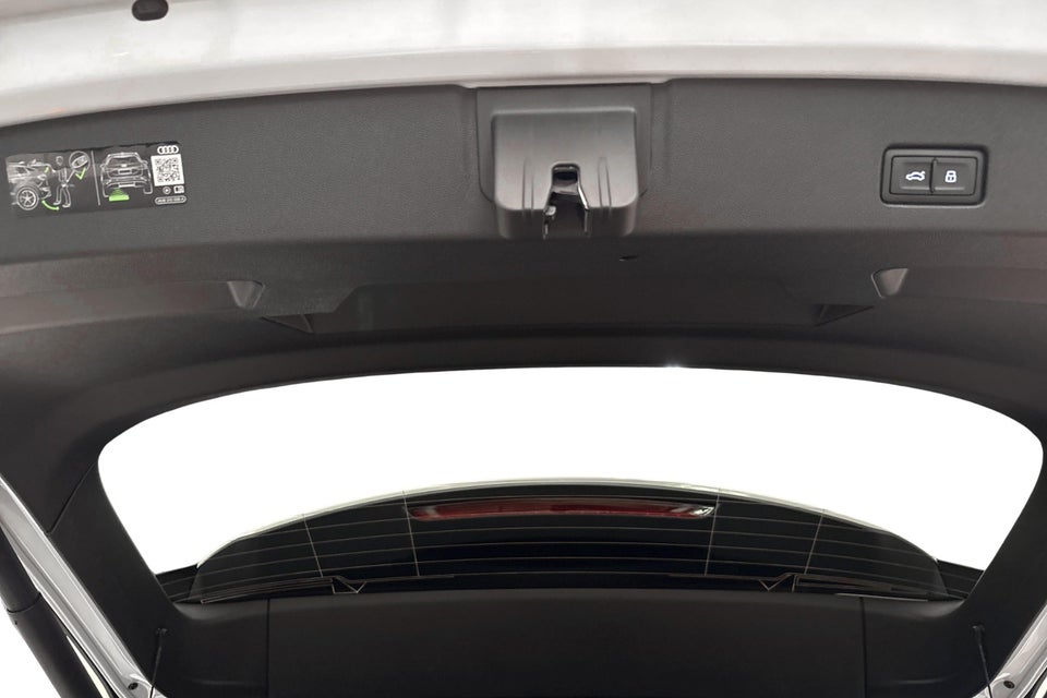 Audi Q4 e-tron performance 5d