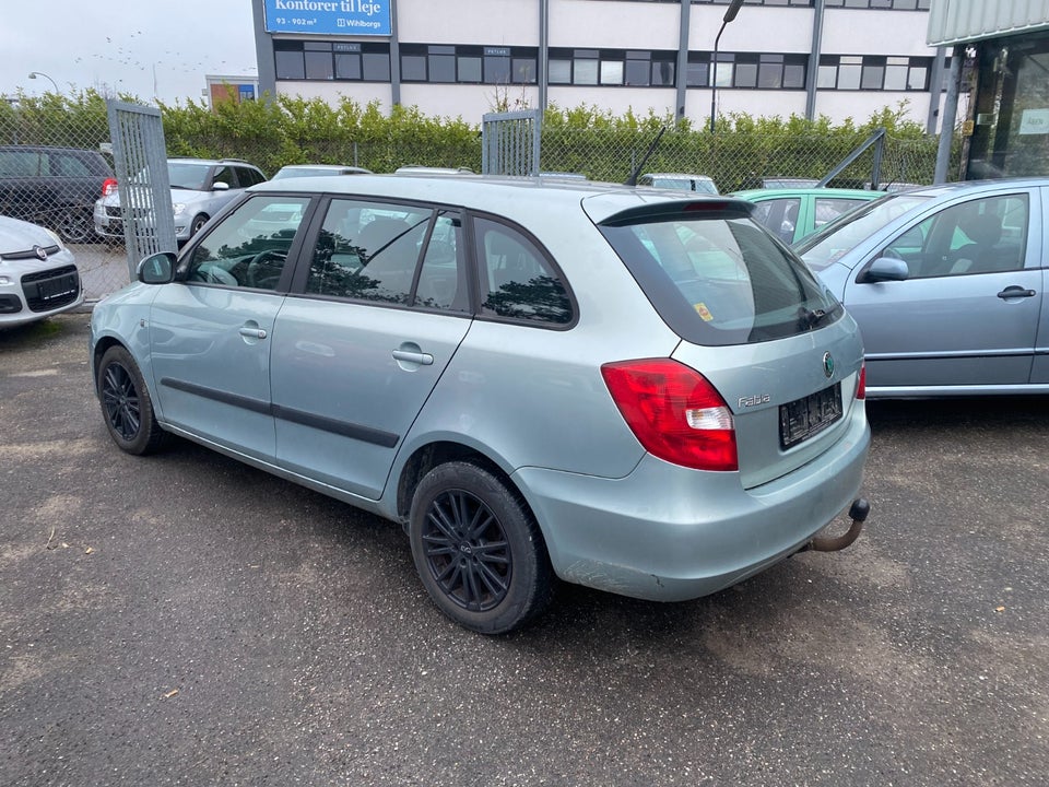 Skoda Fabia 1,2 TSi 86 Ambiente Combi 5d