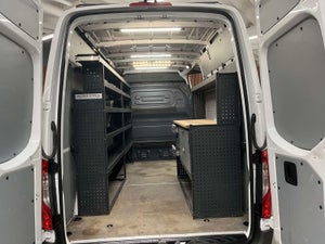 Mercedes Sprinter 317, modelår 2022, 131,000 km