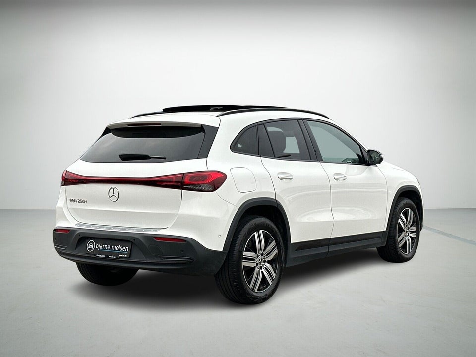 Mercedes EQA250+ Progressive 5d