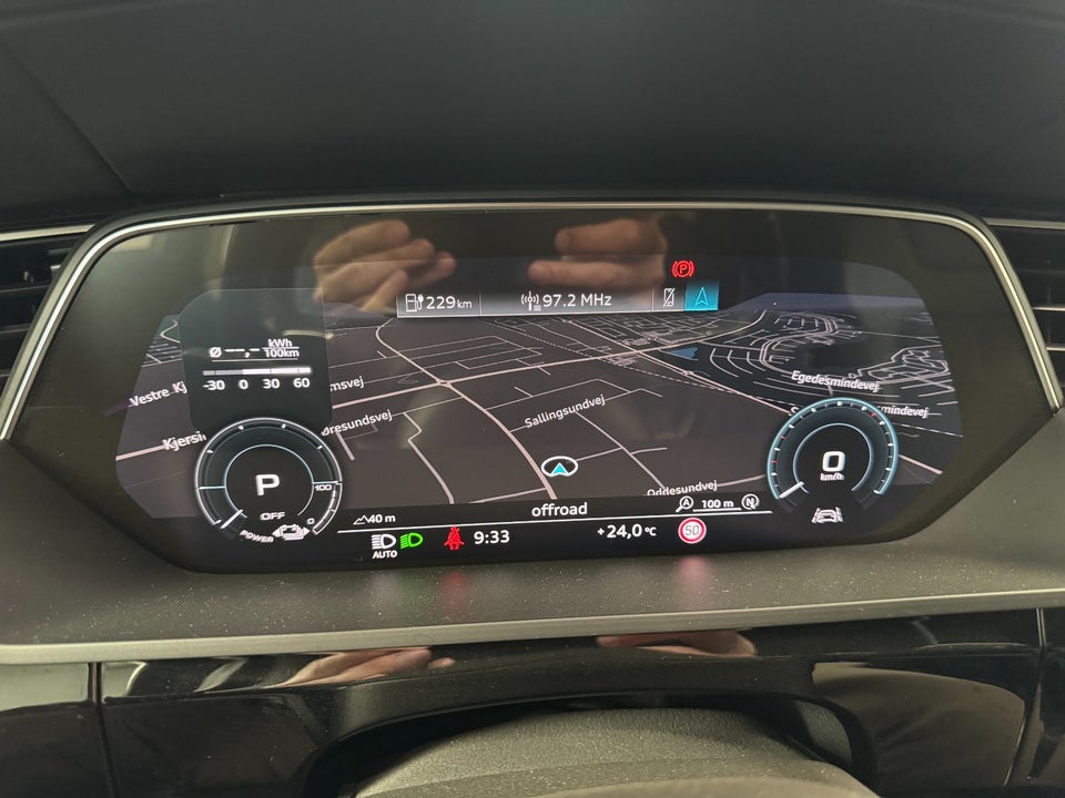Audi e-tron 55 quattro 5d