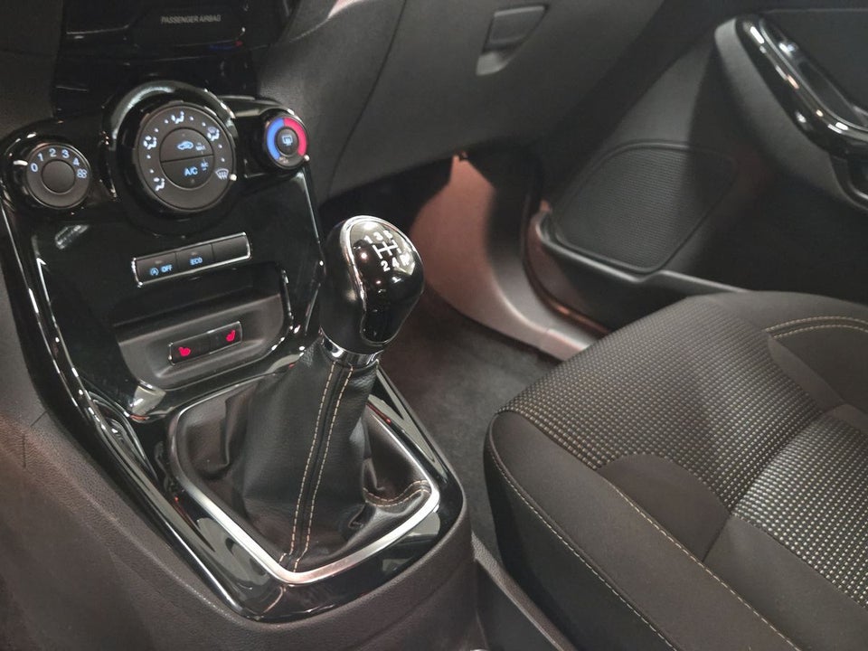 Ford Fiesta 1,0 EcoBoost Titanium 5d
