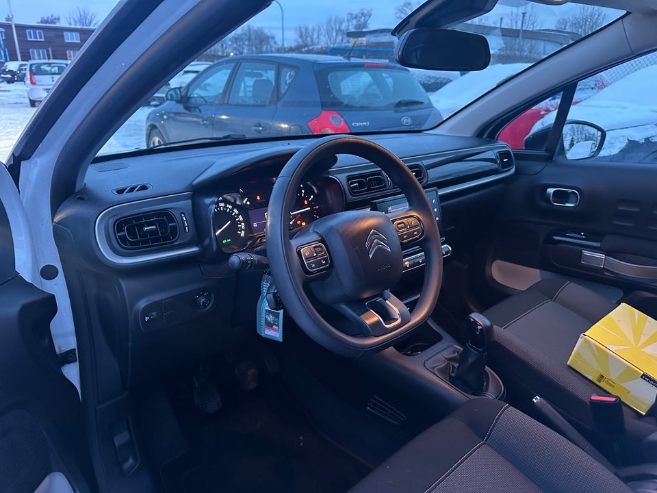 Citroën C3 1,2 PureTech 83 Shine Sport 5d