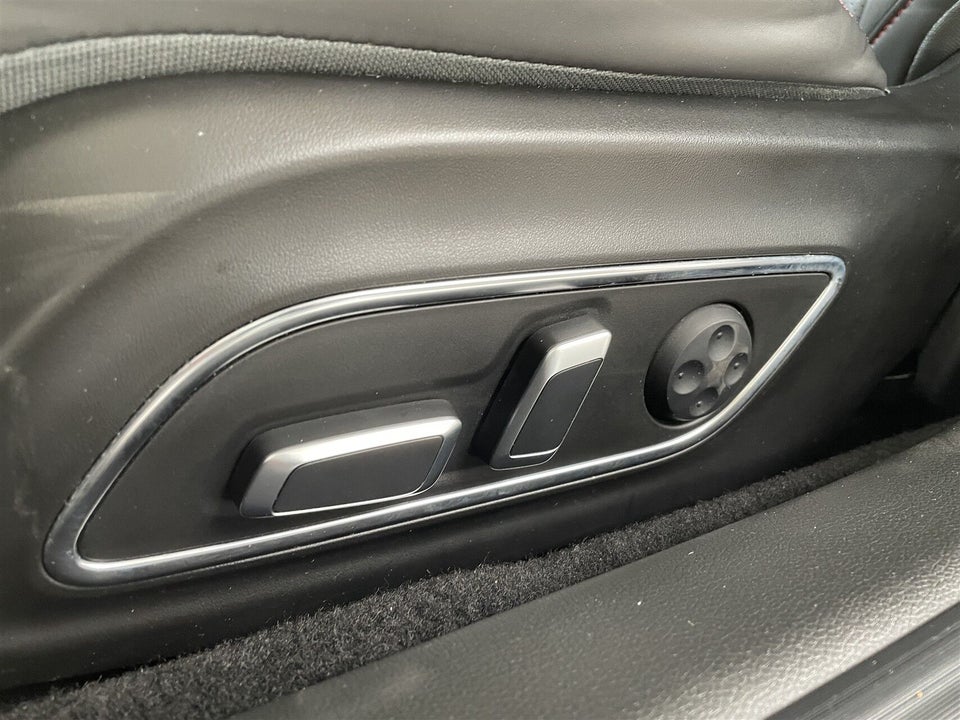 Xpeng P7 Performance 4d