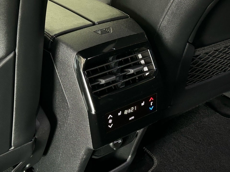 Peugeot e-5008 77 GT Pack 7prs 5d