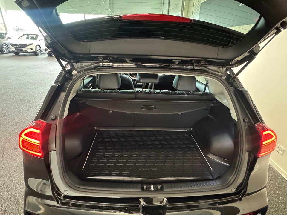 Kia e-Niro 64 Advance 5d