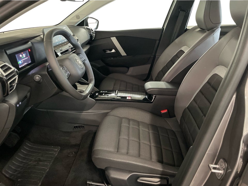 Citroën ë-C4 X 50 Plus 4d